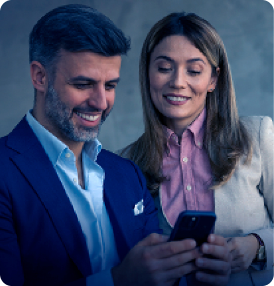 O amigo indicado abre uma conta pelo app.